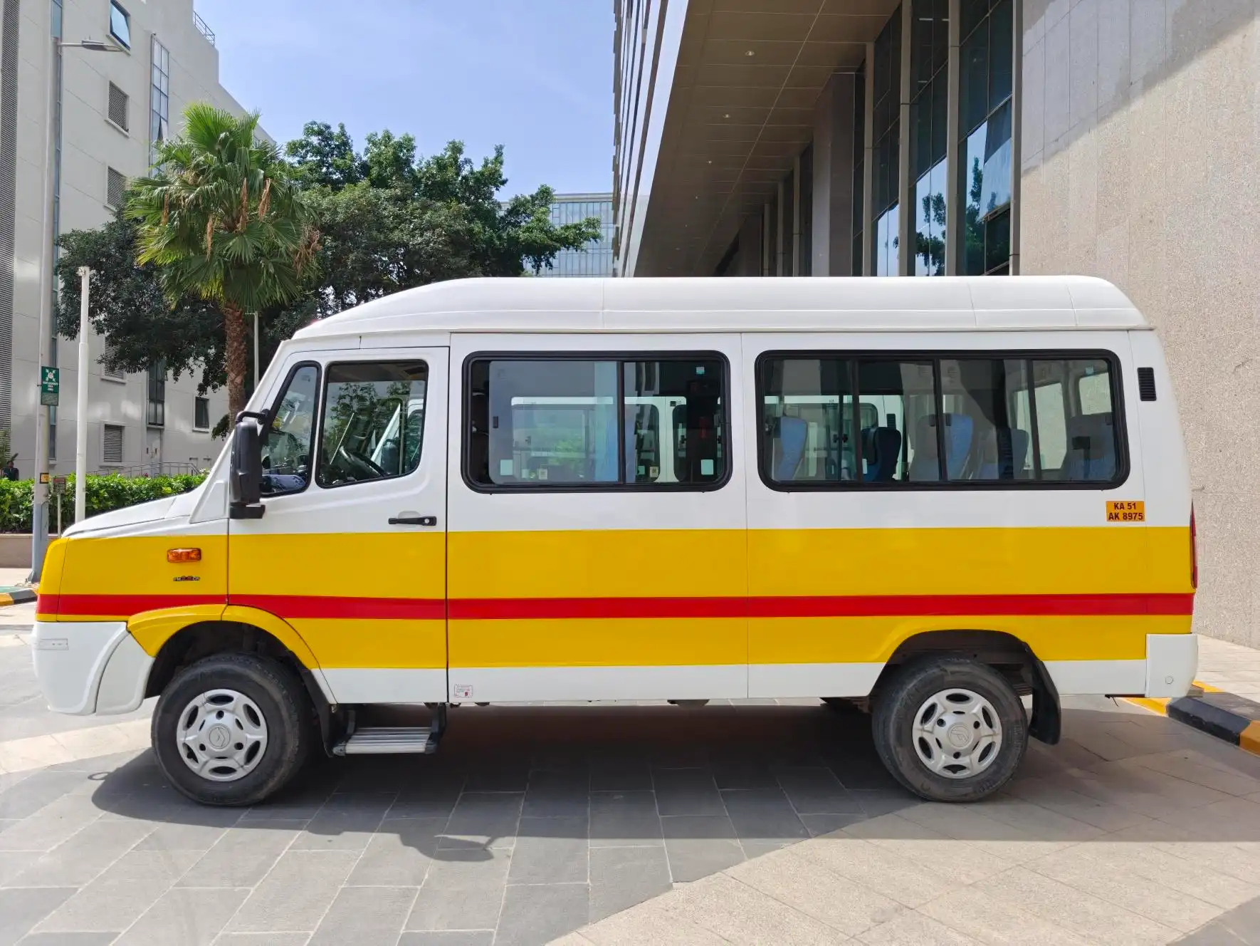 InfoBusz school and corporate bus fleet management